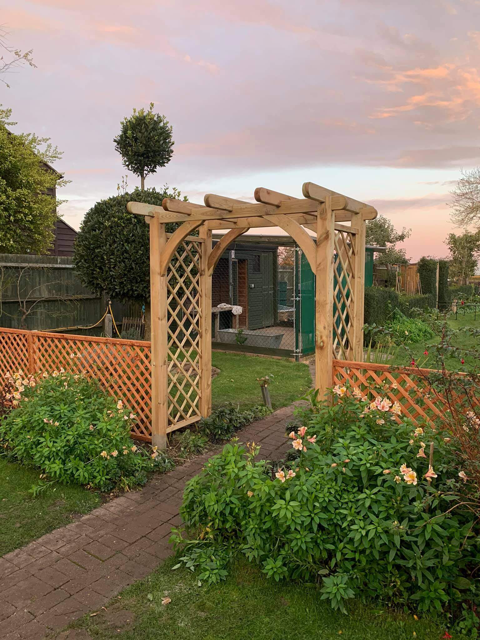 Fence and Pergolas